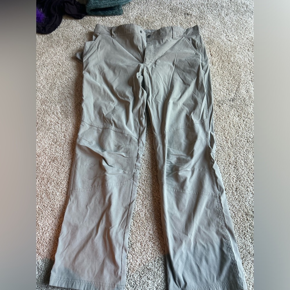 Columbia Tan Omni-Shield Pants